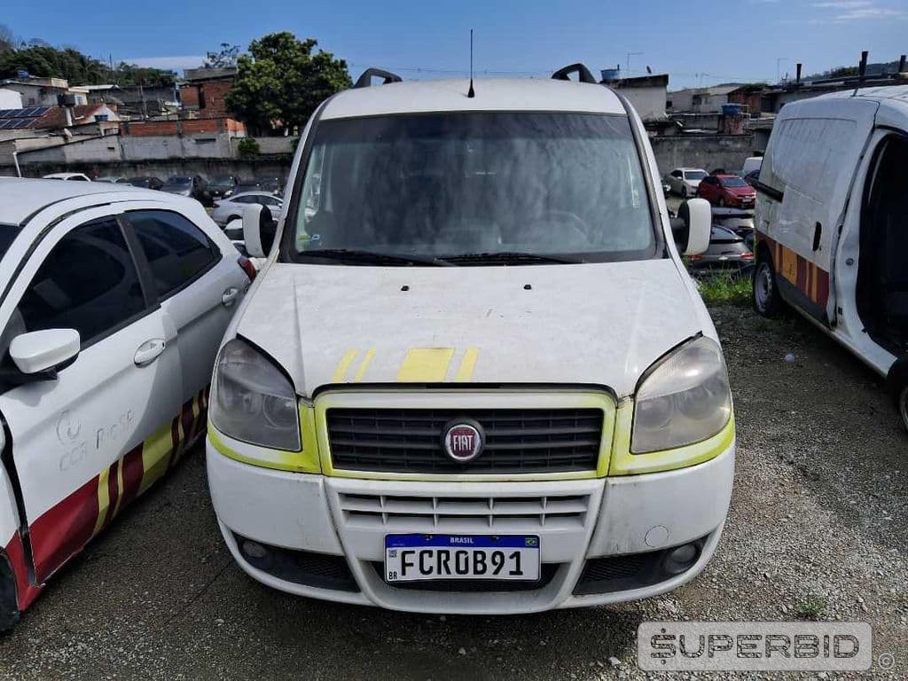 Fiat Doblo Essence 1.8 2016 — foto 18