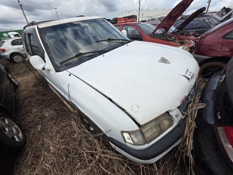 Chevrolet Blazer 1999 — foto 3
