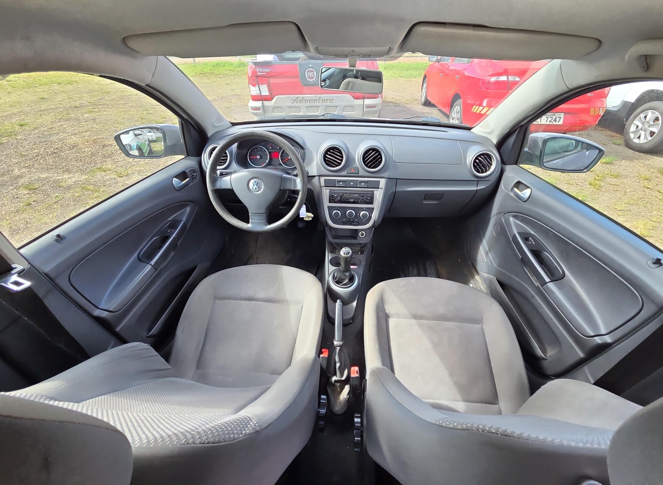Volkswagen Voyage 1.6 2013 — foto 11