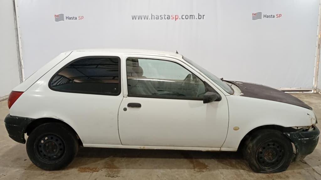 Ford Fiesta GL 2001 — foto 1
