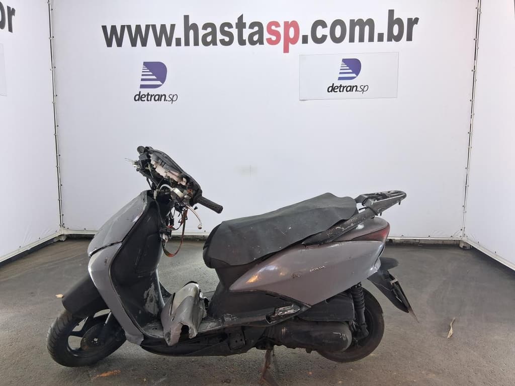 Honda Lead 110 2010 — foto 2