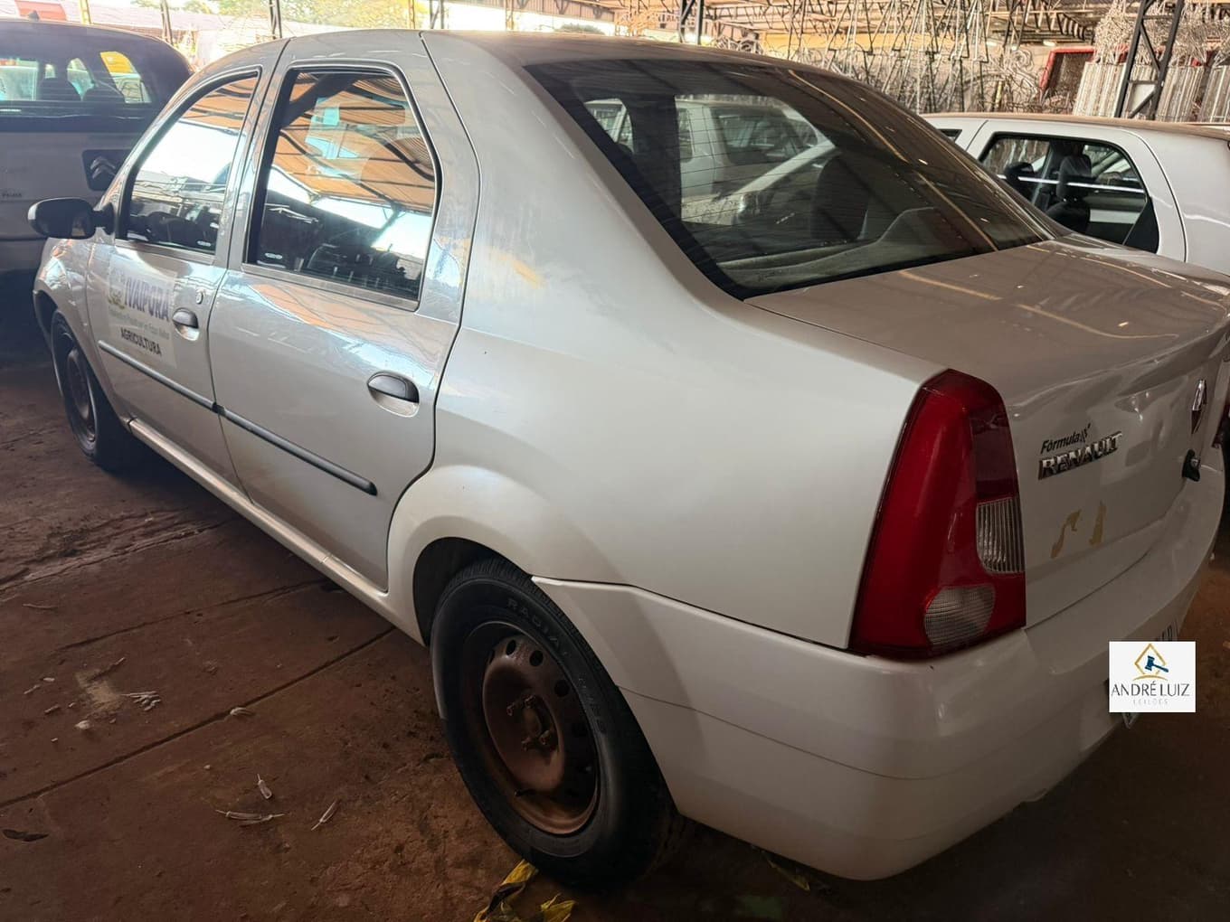 Renault Logan Exp 16 - 2009 — foto 7