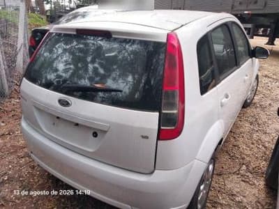 Ford Fiesta 2010 — foto 9