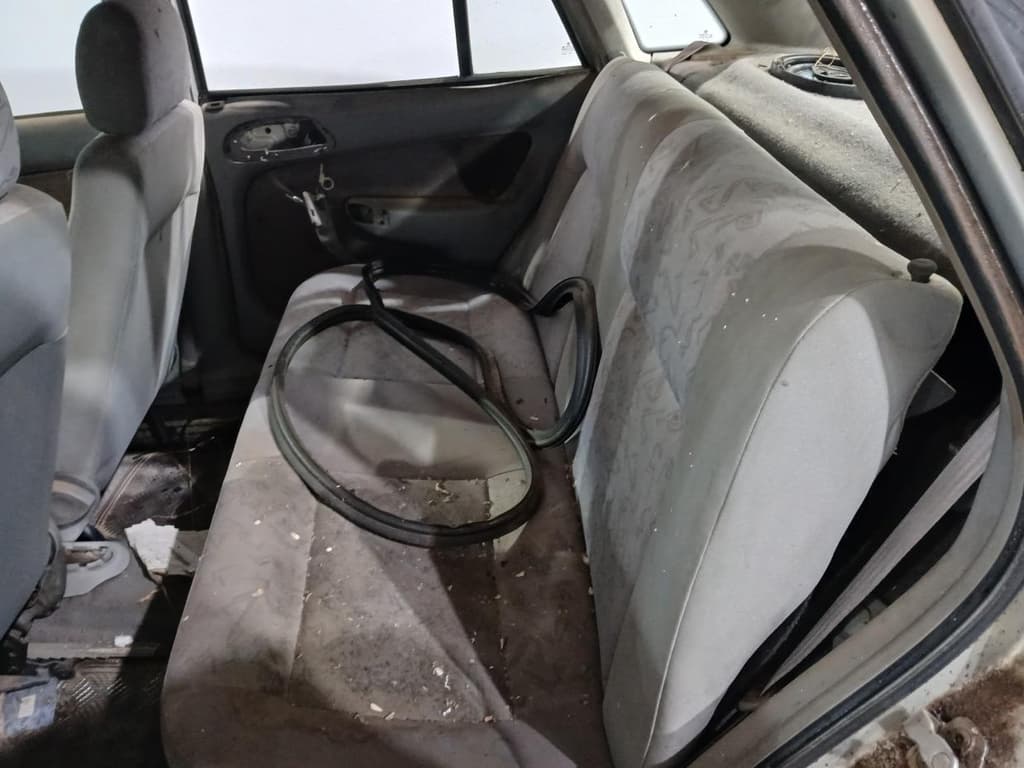 Volkswagen GOL 16V 2000 — foto 4