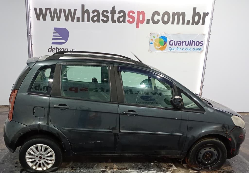 Fiat Idea Attractive 1.4 2011, cinza