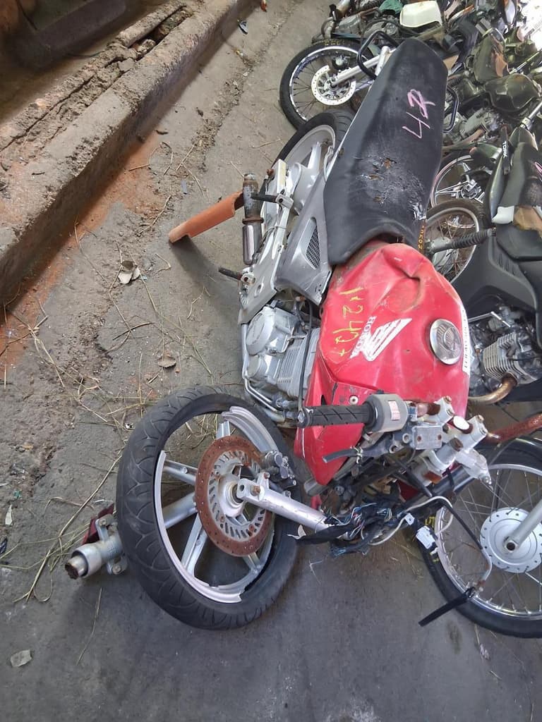 Honda Twister 2005 — foto 2