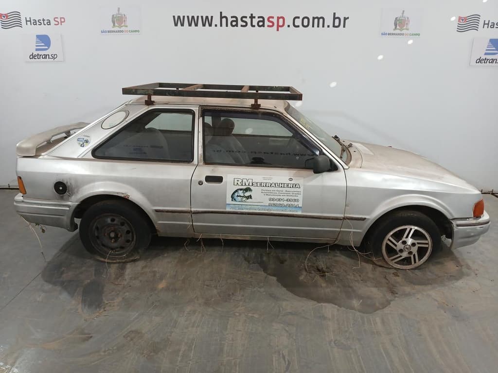 Ford Escort 1.0 Hobby 1996 — foto 1
