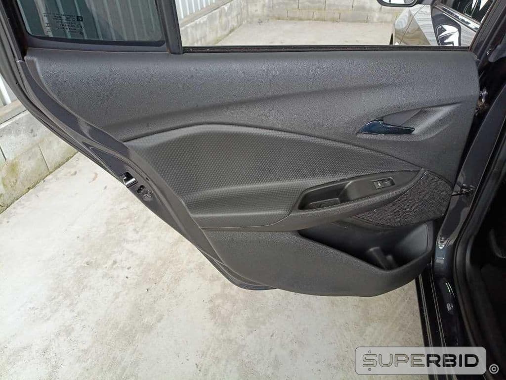Chevrolet Onix Plus 10tat Pr2, 2025 — foto 4