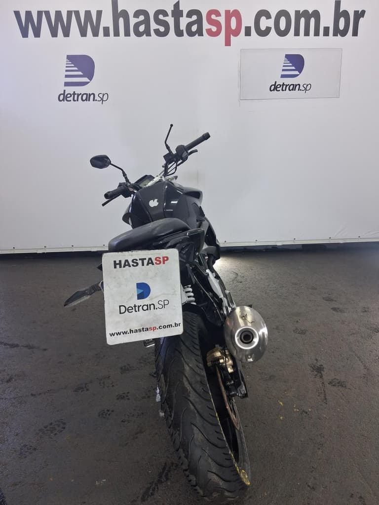 BMW G310 R 2020 — foto 4