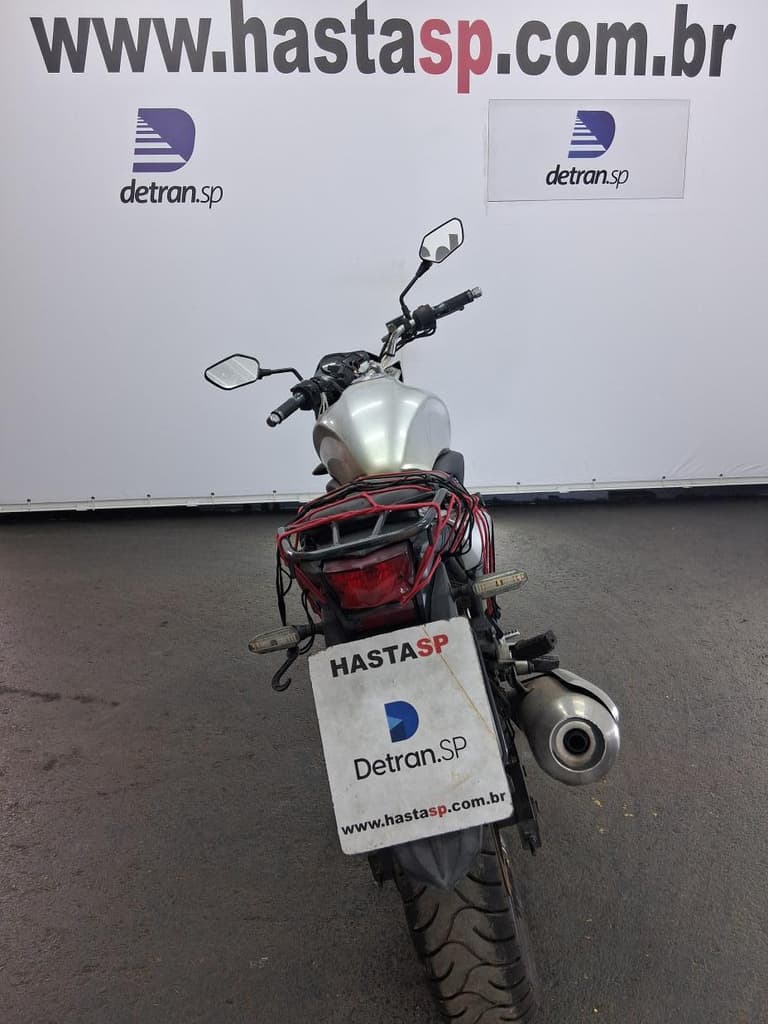 Honda CB 300r 2010 — foto 3