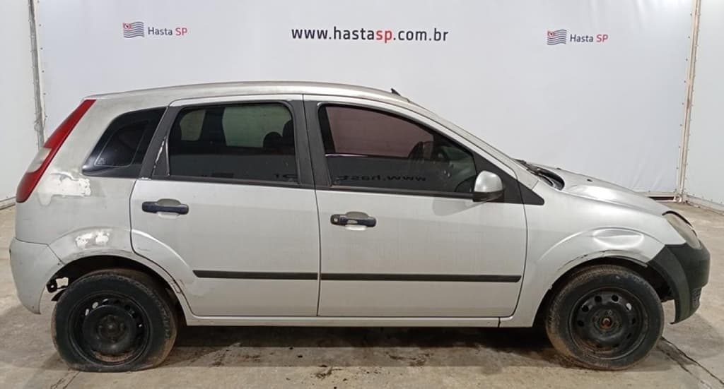 Ford Fiesta 2006 — foto 2