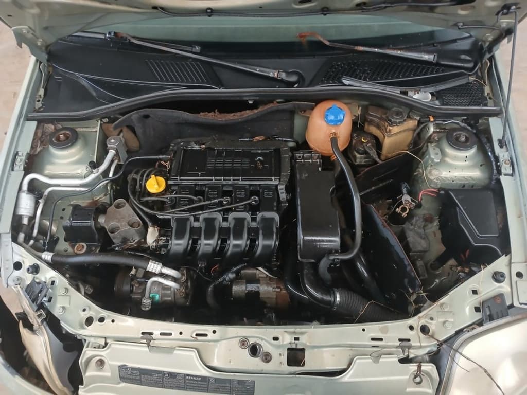 Renault Clio RT 1.0 16V 2003 — foto 2