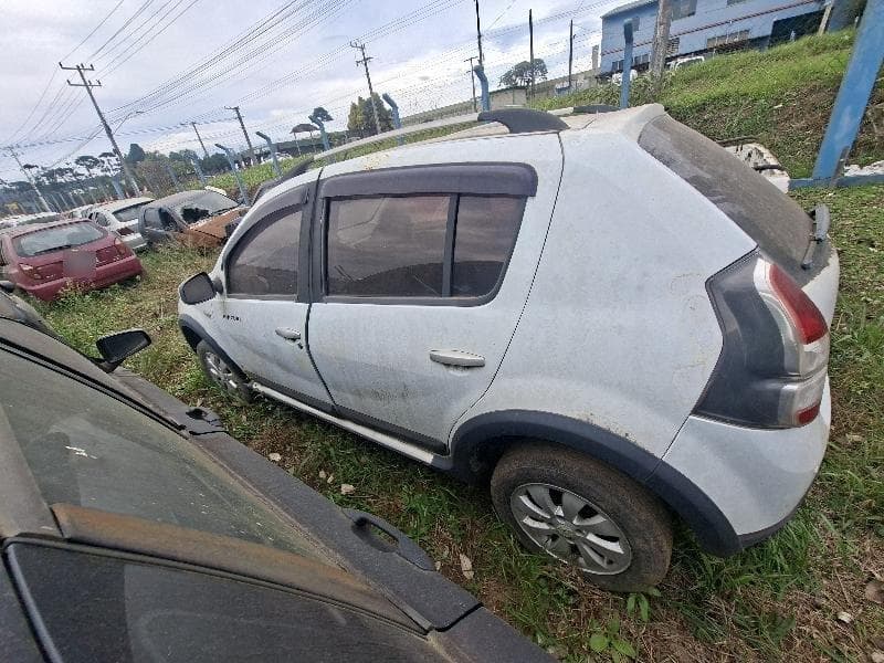 Renault Sandero Stepway 2012 — foto 12