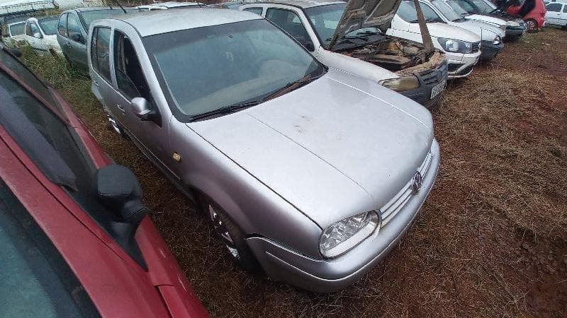 Volkswagen Golf 2000 — foto 8