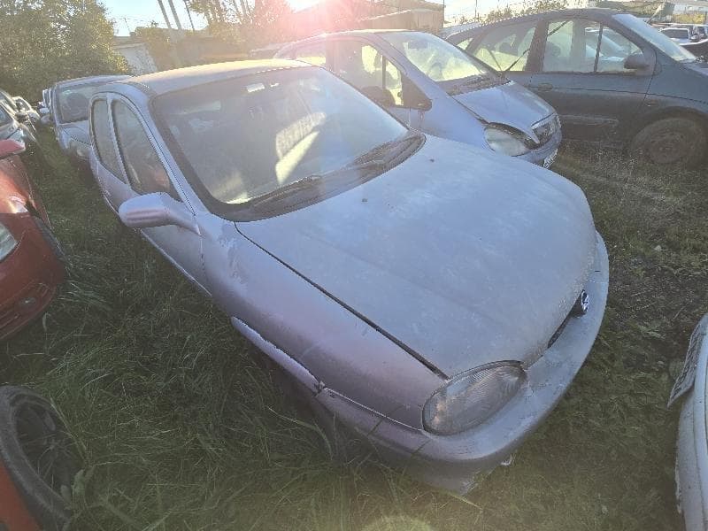 Chevrolet Corsa Milenium 1999 — foto 15