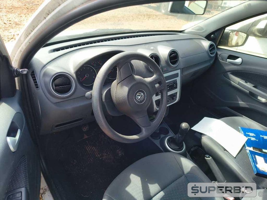 Volkswagen Voyage TL MB 2016 — foto 13