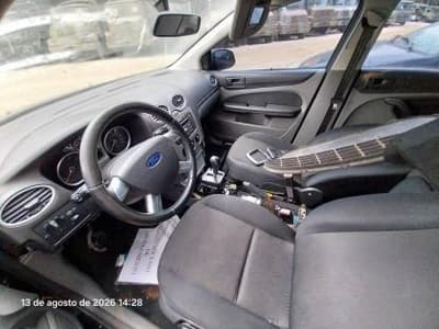 Focus Sedan 2.0 2010 — foto 9