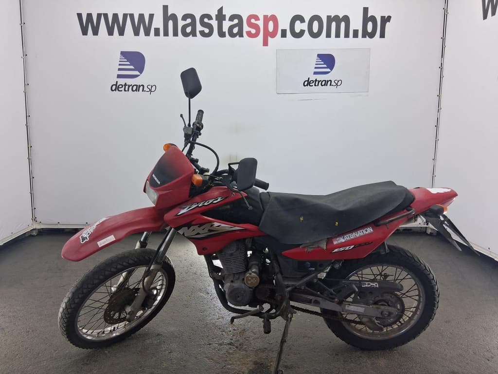 Honda Nxr150 Bros ESD 2004 — foto 2