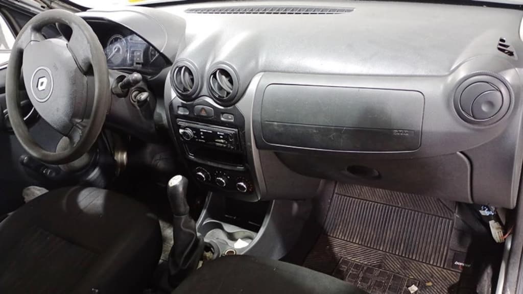 Renault Sandero Aut1016v 2014 — foto 2
