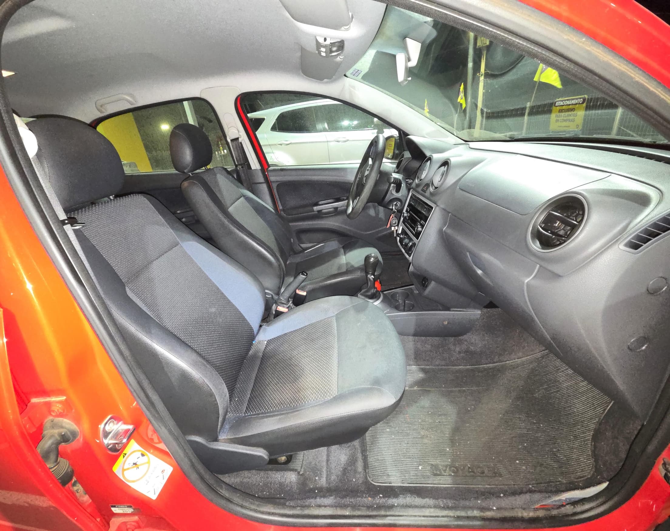 Volkswagen Voyage TL MB 2015 — foto 8