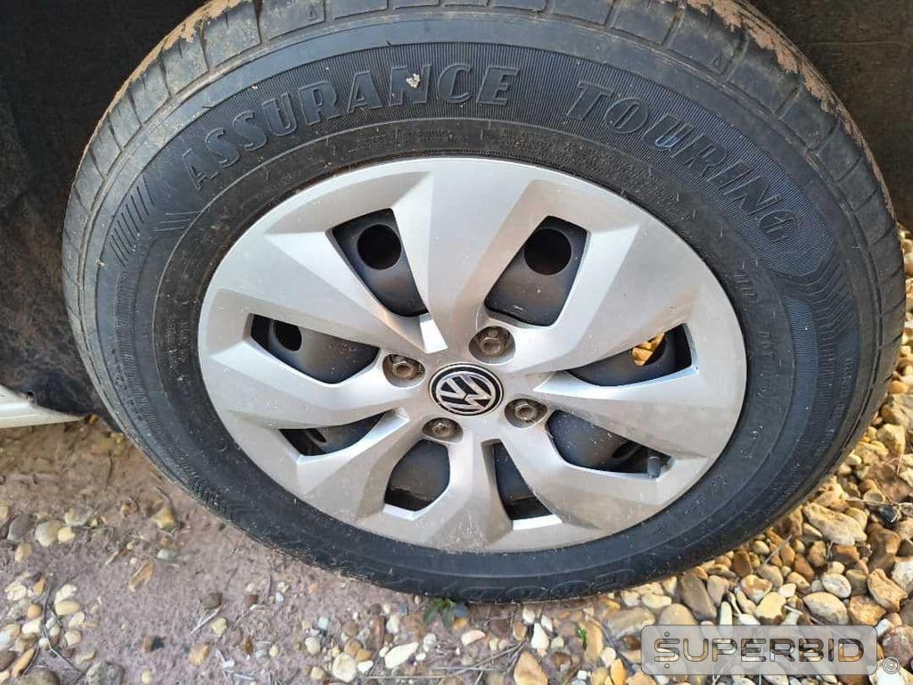 Volkswagen Voyage TL MB 2016 — foto 2