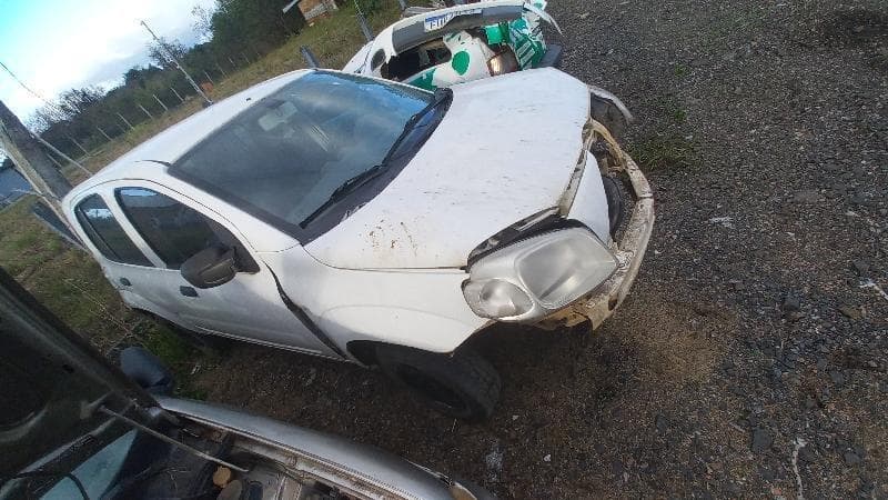 Fiat UNO Vivace 1.0 2014 — foto 1