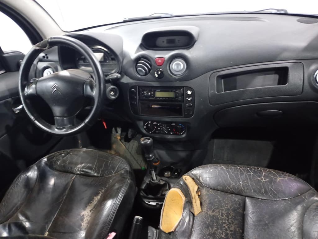 Citroën C3 GLX 14 Flex 2008 — foto 5