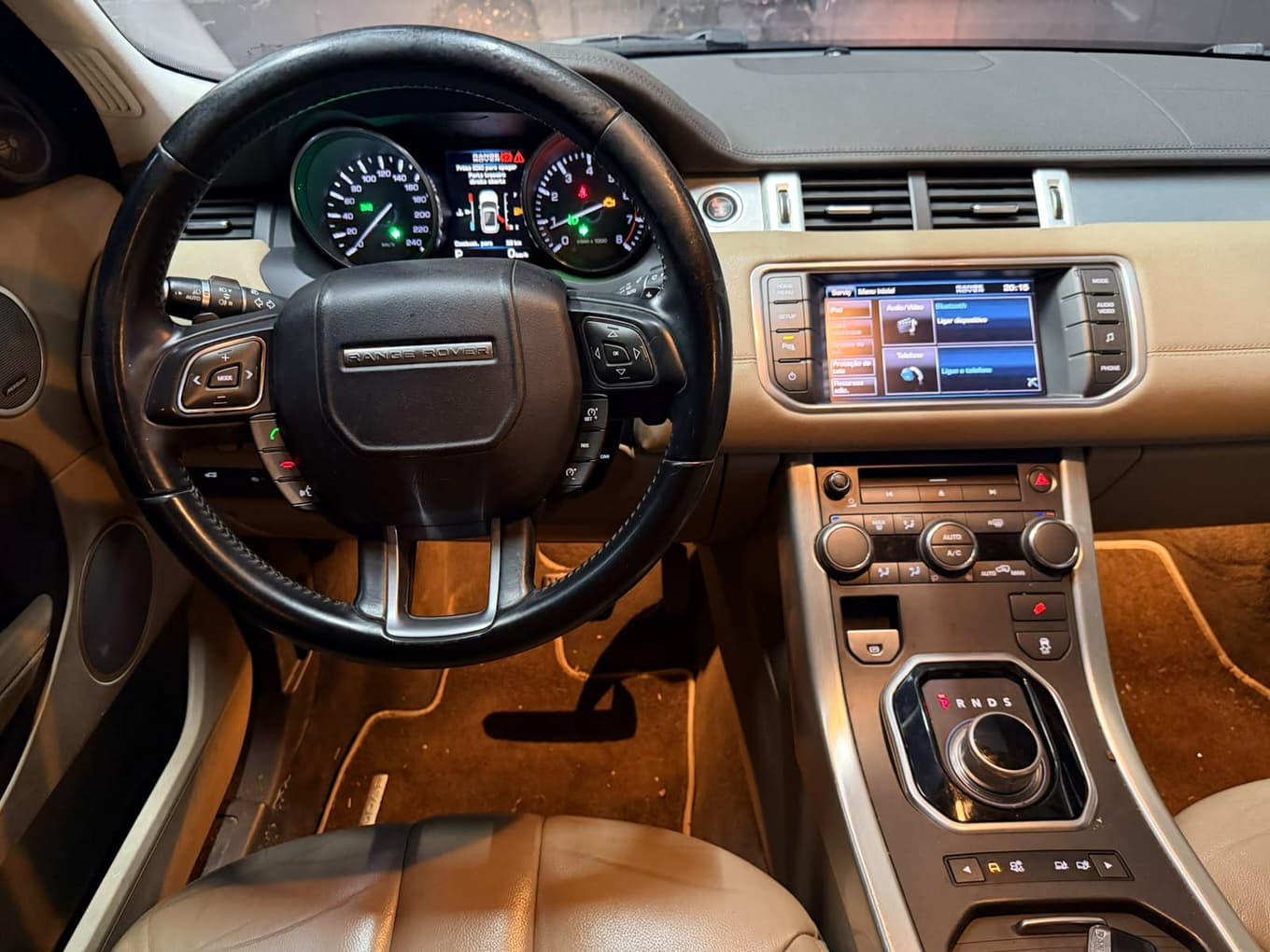 Land Rover Range R.evoque Pure 2.0 2013 — foto 8