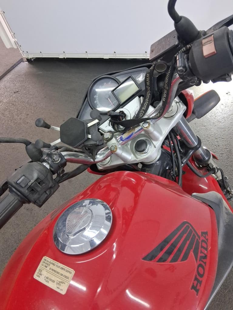 Honda CB 300r 2010 — foto 5