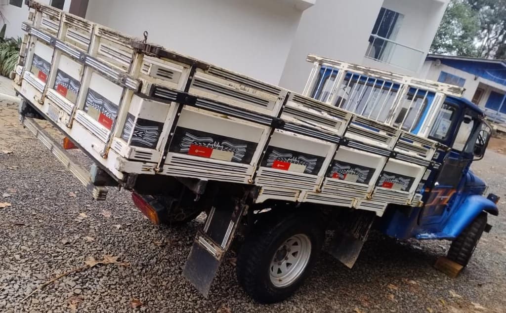 Toyota Bandeirante - 1978 — foto 3