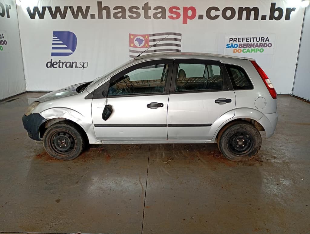 Ford Fiesta 2005 — foto 3