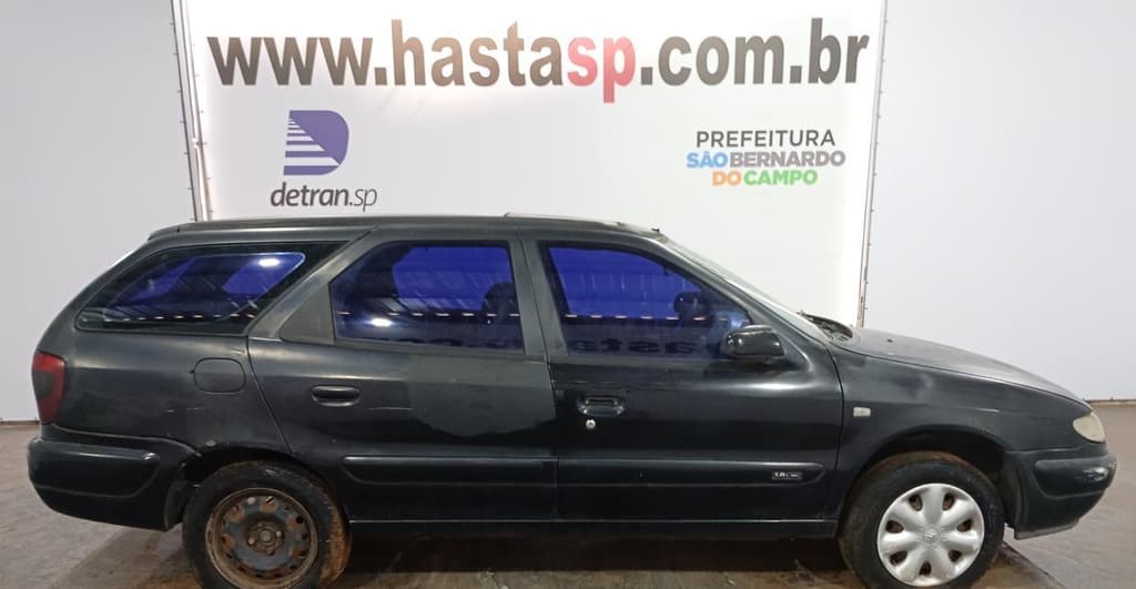 Citroën Xsara GLX 2000, preta