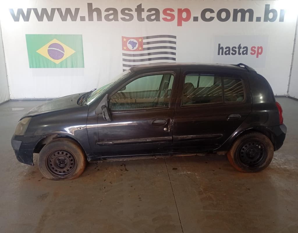 Renault Clio AUT 1.0 H 2004, preta