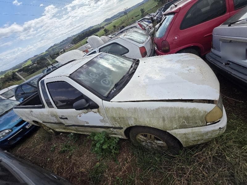 Volkswagen Saveiro CL 1.6 MI 2000 — foto 1