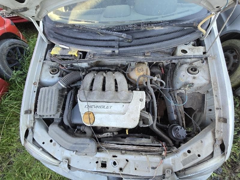 Chevrolet Corsa Milenium 1999 — foto 12