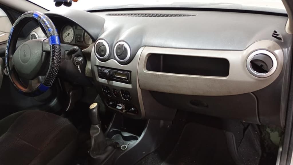 Renault Sandero PRI 16 2009 — foto 5