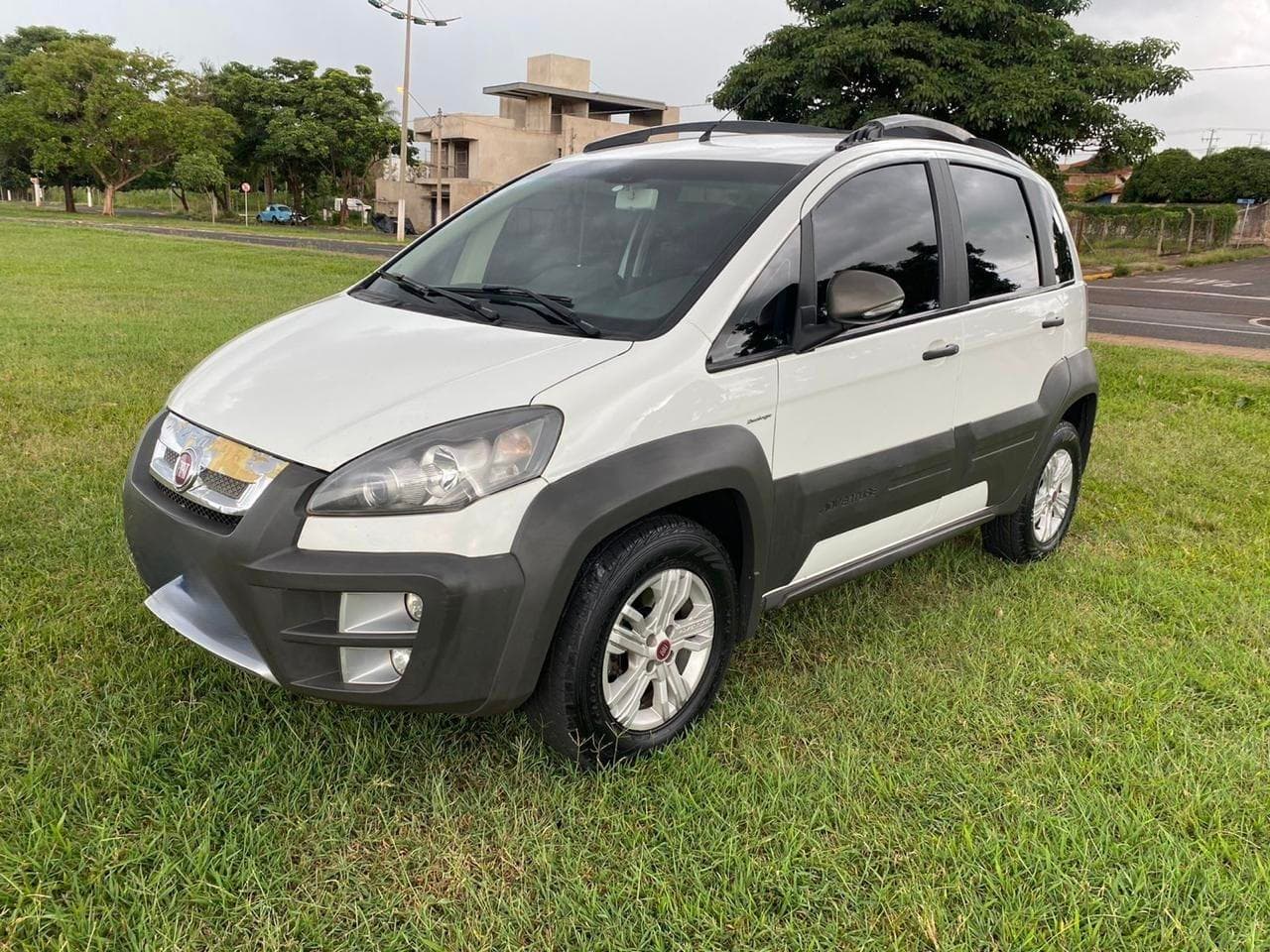 Fiat Idea Adventure 1.8 Dualogic 2015 — foto 3