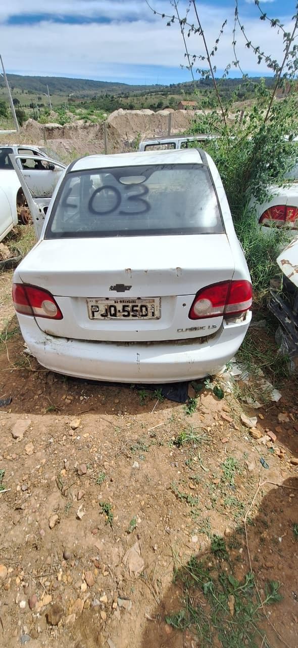 Chevrolet Classic 2016 — foto 1