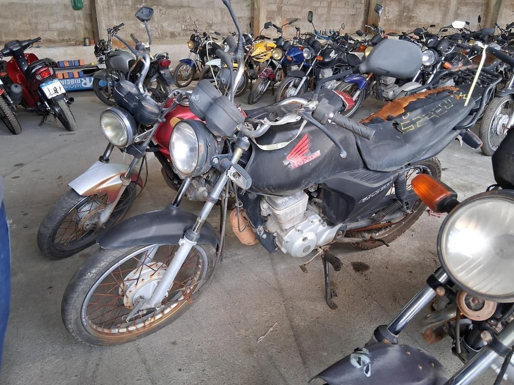 Honda CG 150 2011 — foto 2