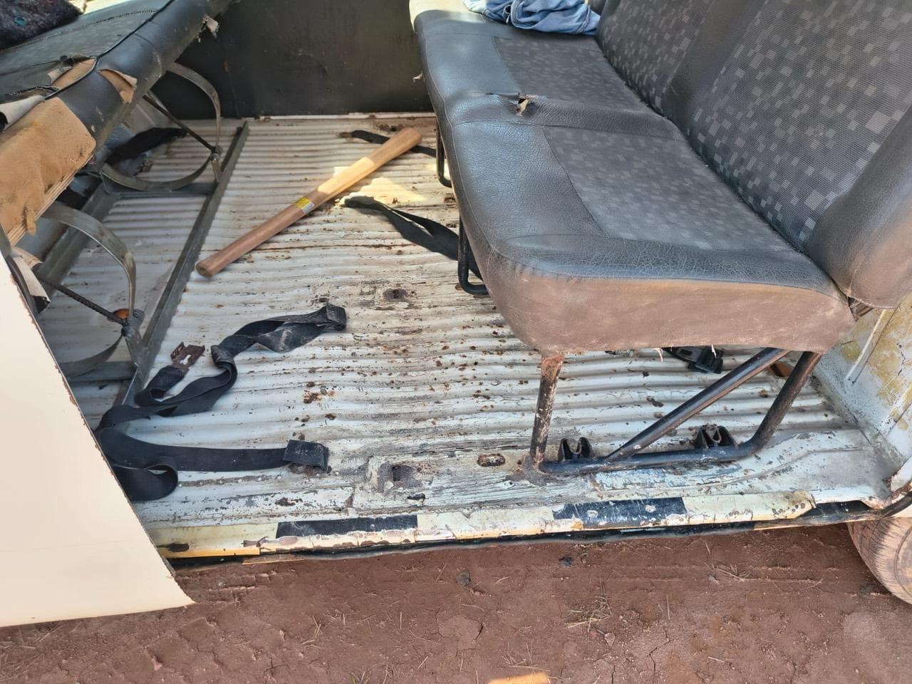 Volkswagen Kombi 2005 — foto 12