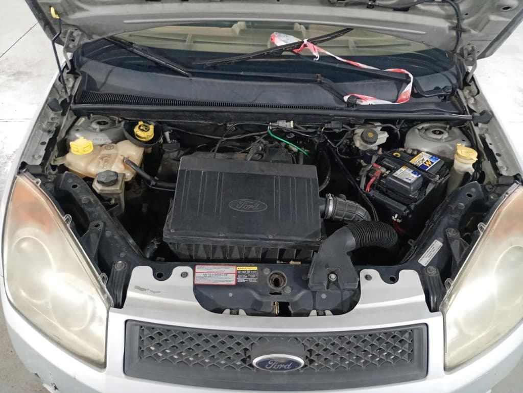 Ford Fiesta Sedan1.6flex 2008 — foto 2