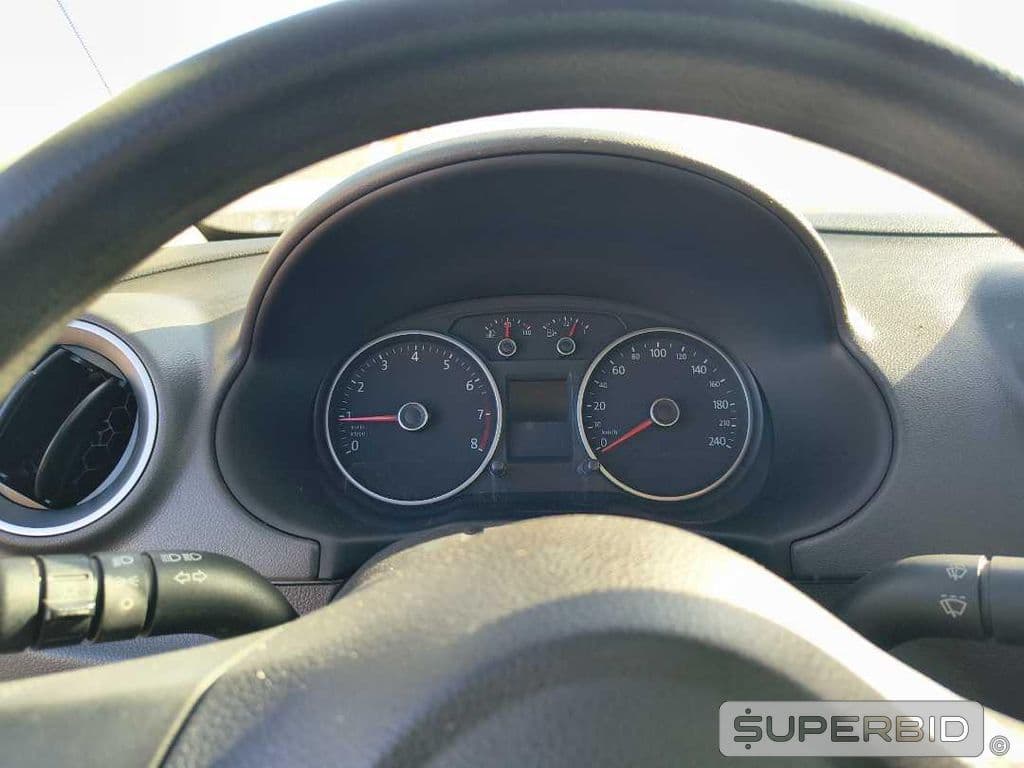 Volkswagen Voyage TL MB 2016 — foto 13