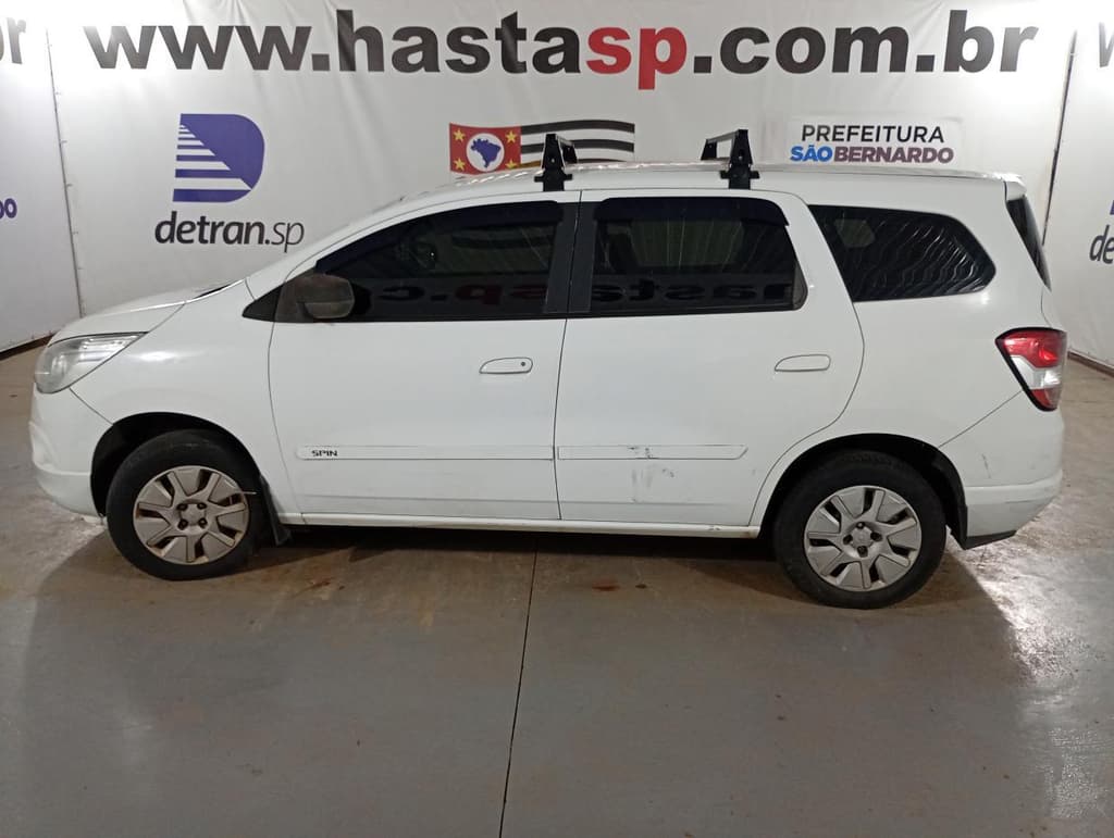 Chevrolet Spin 1.8l MT LT 2015 — foto 4