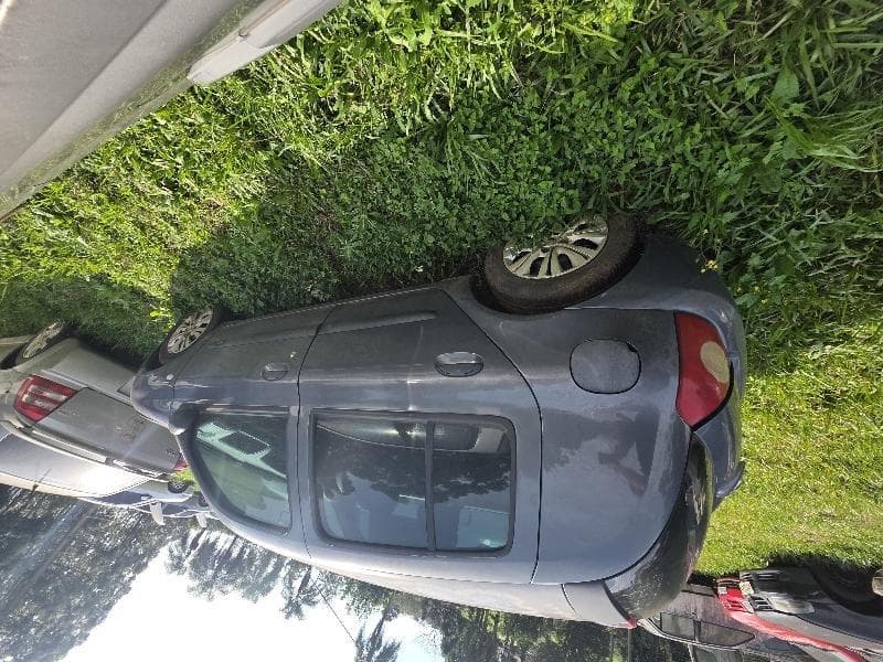 Renault Clio Cam1016vh 2011 — foto 8