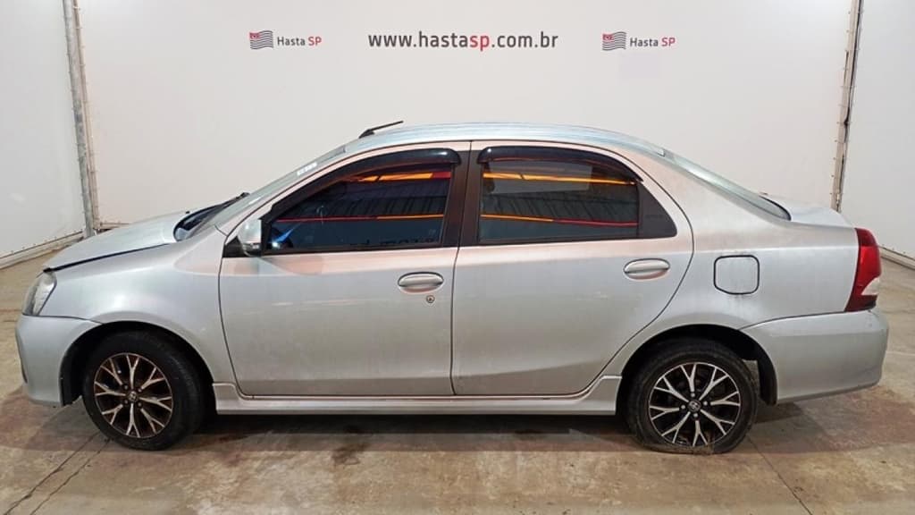 Toyota Etios SD Plt15 AT 2018 — foto 4
