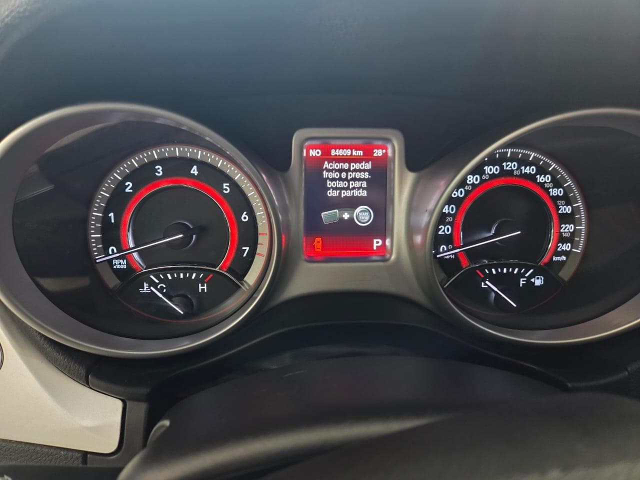 Fiat Freemont Precision AT6 2014 — foto 16