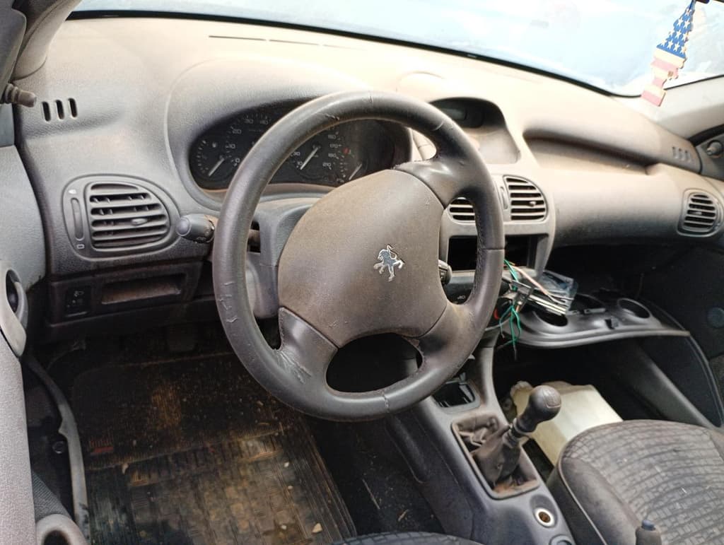Peugeot 206 10 Sensat 2004 — foto 6