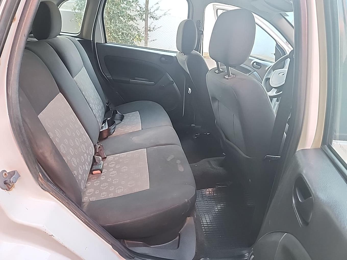 Ford Fiesta Flex 2013 — foto 7