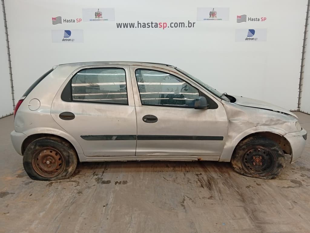 Chevrolet Celta 5 Portas 2004 — foto 1