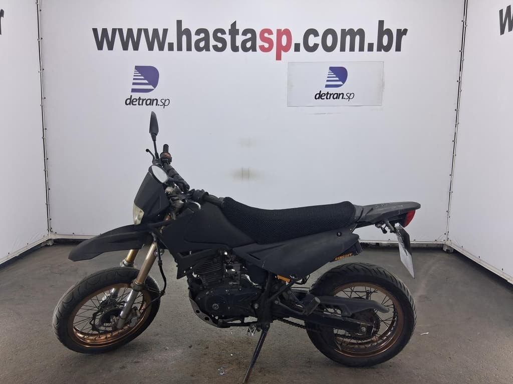 Sundown STX Motard 200 2008, preta